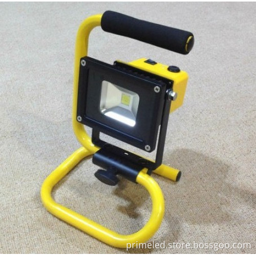 Yellow 10w 2200mah Portable Led Flood Light